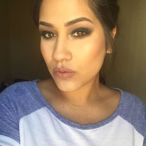 Meet your Posher, Marissa